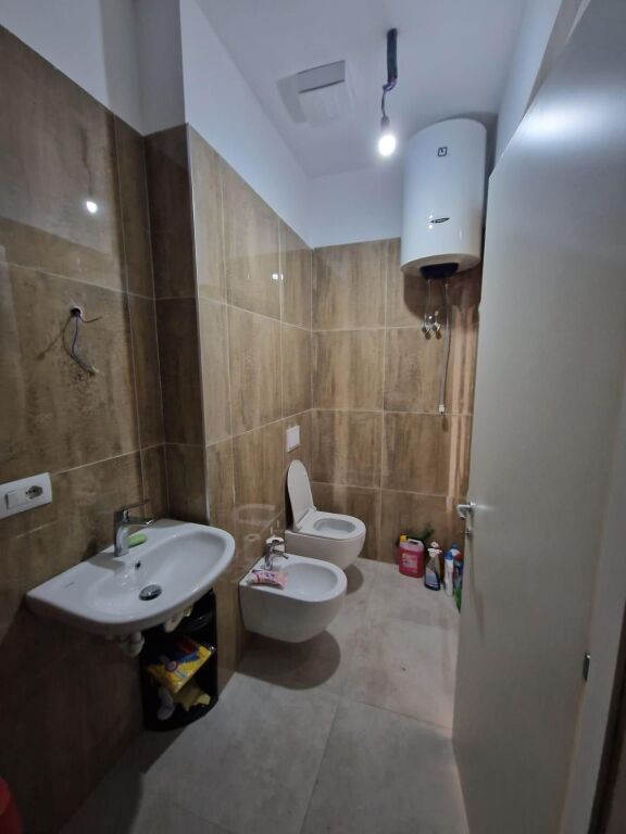 APPARTAMENTO 2+1 IN AFFITTO GARDEN BUILDING VIA KAVAJES