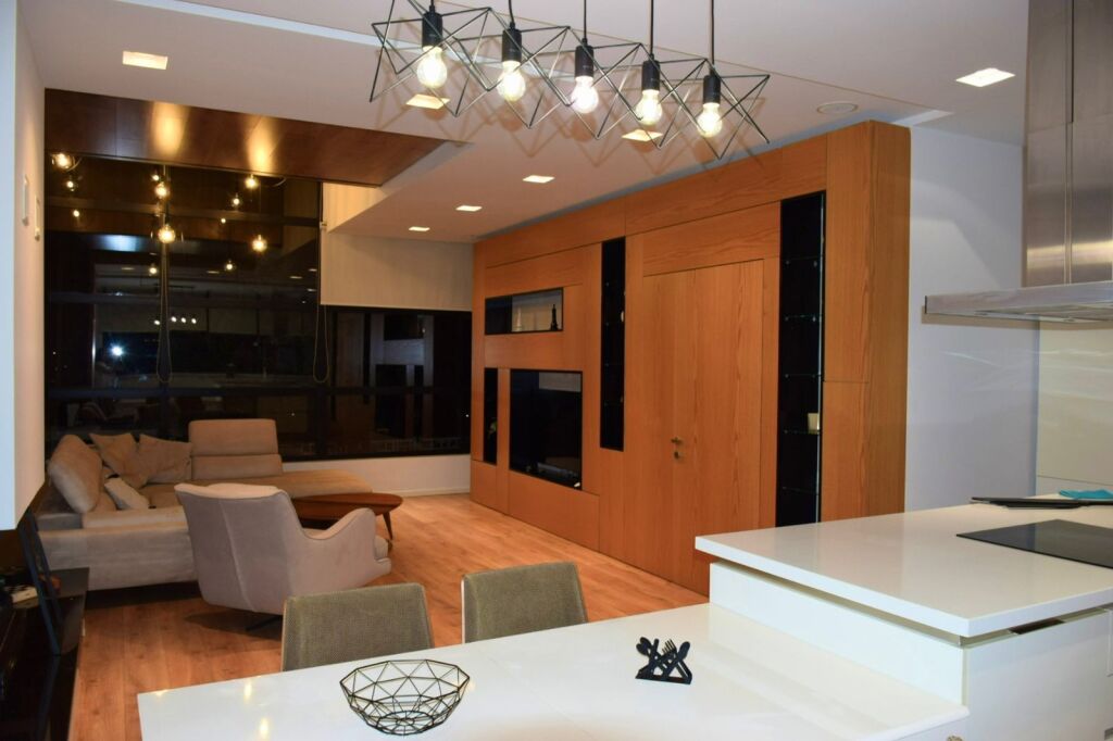 Individual Villa with pool for sale near TEG