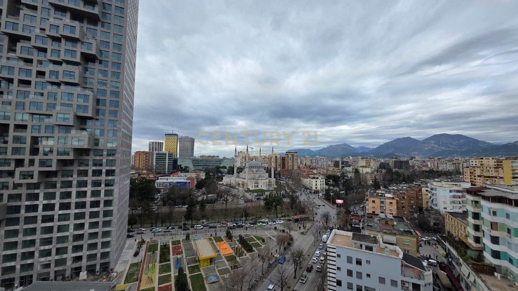 SUPER DUPLEX 326 M2 FOR RENT AT ELBASAN STREET!