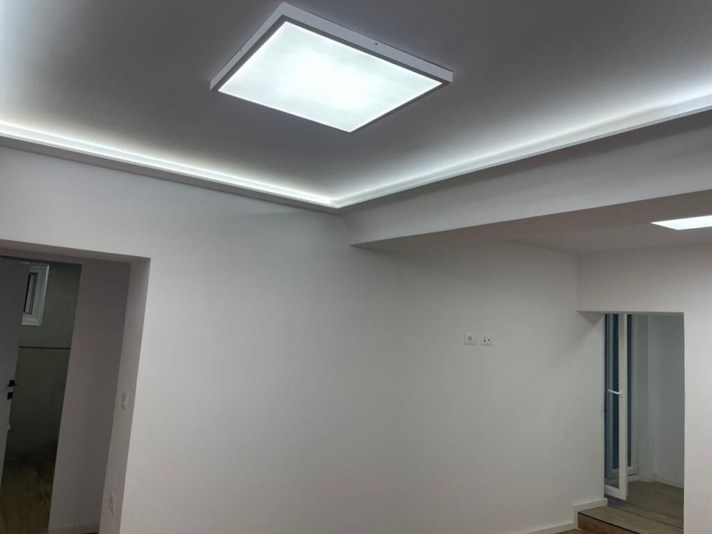 Rent | Apartament 2 + 1 | Rruga Sitki Çiço | 550 €/month