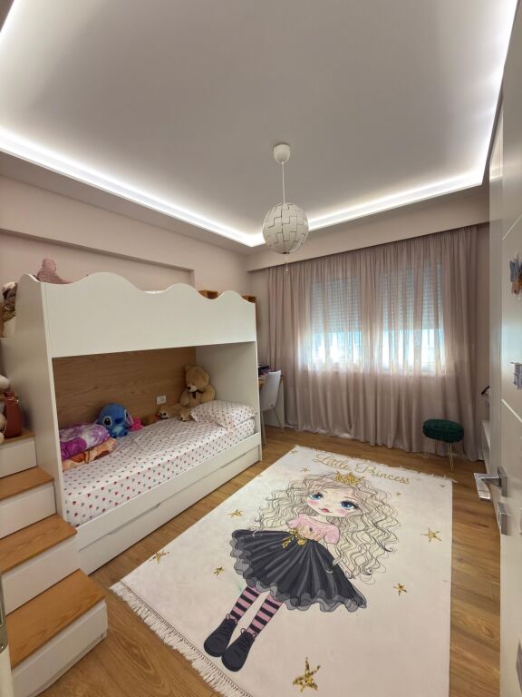 2+1 apartment for sale in the Commune of Paris