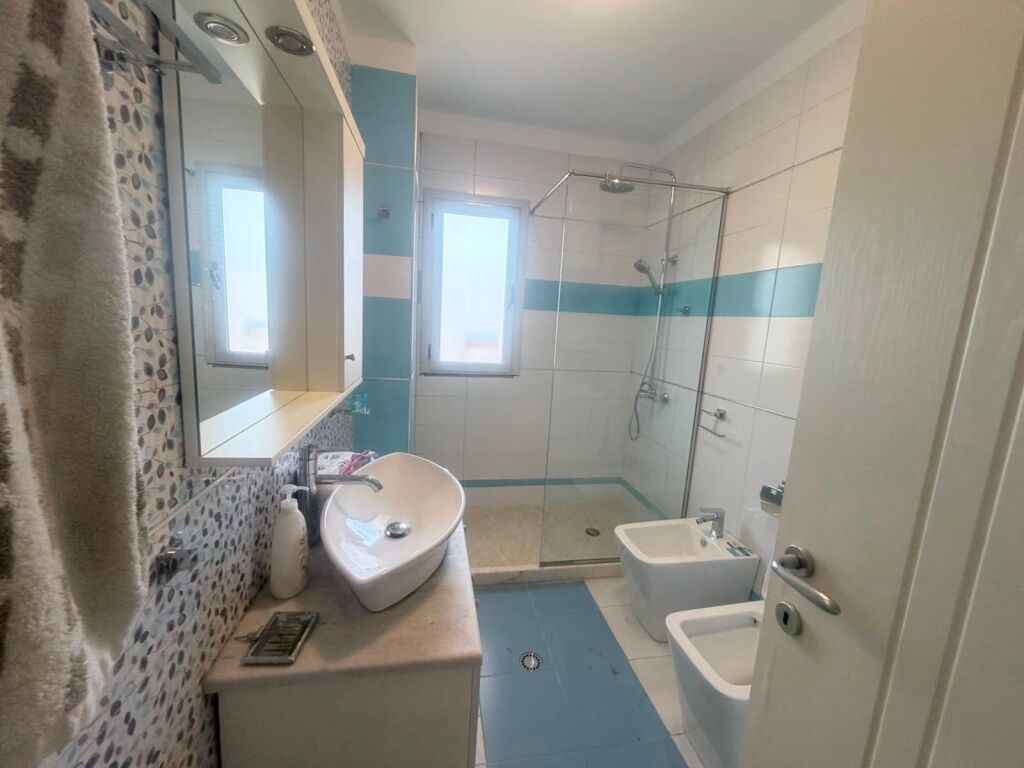 Apartament 2+1 me qira tek Ura e Selites!