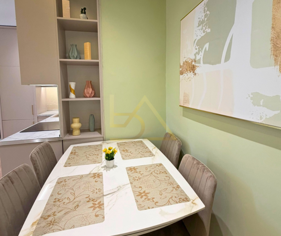 Apartament 2+1 për Shitje – Myslym Shyri, Tiranë