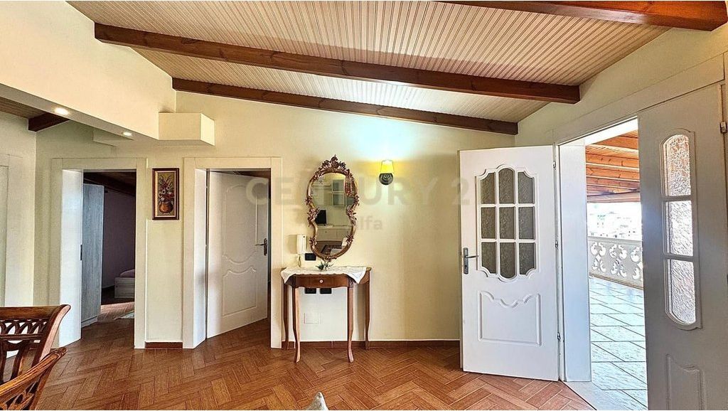 Apartment 3+1+2 bathrooms for rent at Vilat Gjermane!