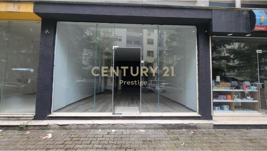 BUSINESS PREMISES FOR RENT, LOCATED IN YZBERISH, TIRANA! 450 € /Month