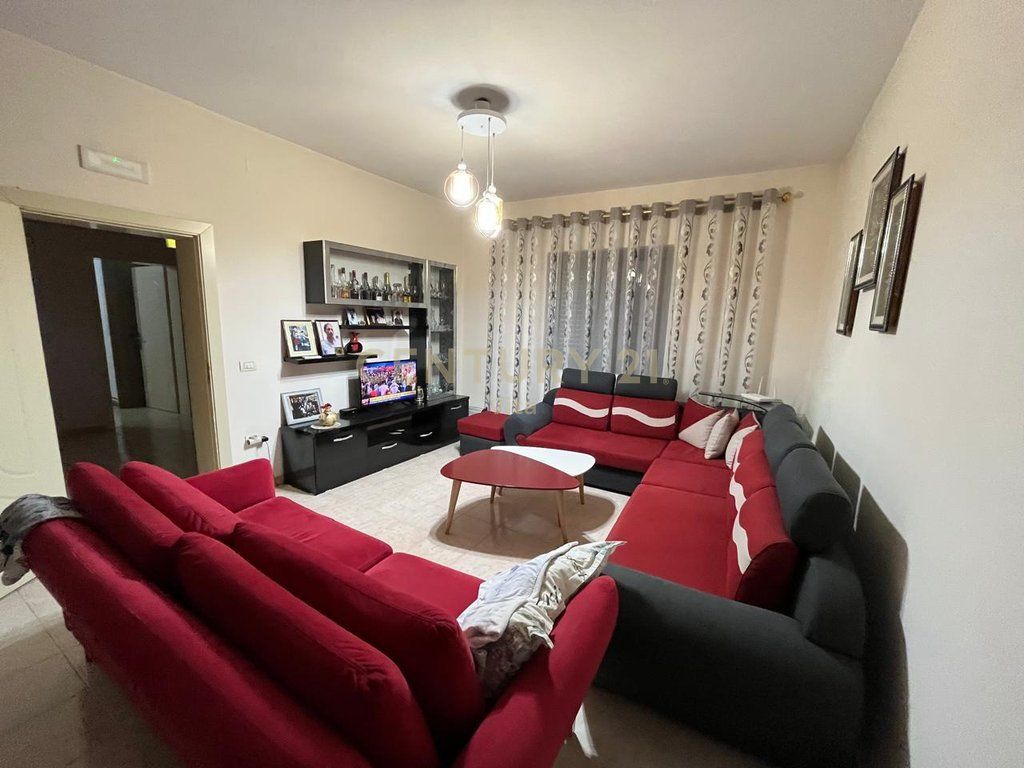 PRIVATE HOUSE FOR SALE IN THE SHKOZET AREA, DURRES !!!!
