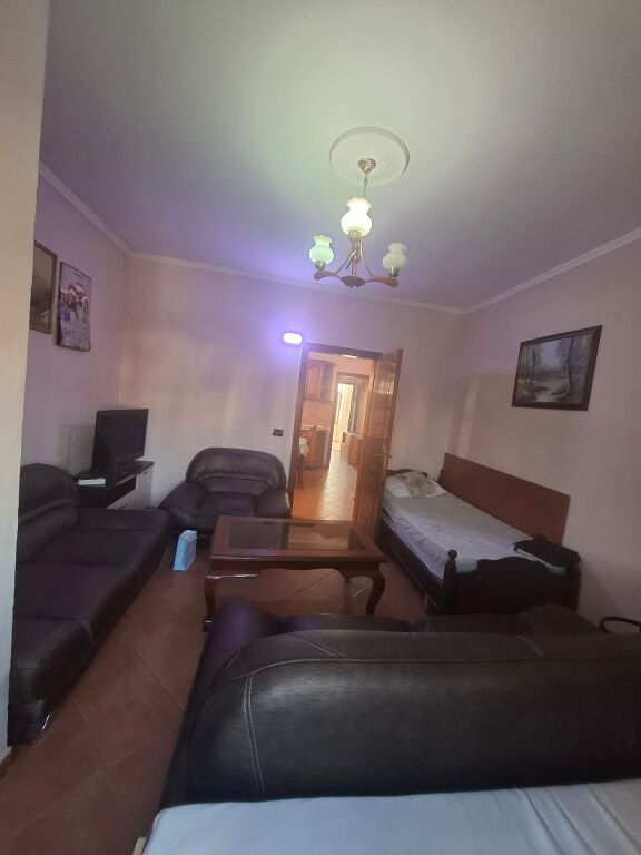 Apartment 2+1 for rent (40,000Lek) - Fusha Ali Demi