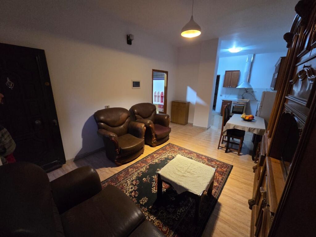 Affitto | Villa 2 + 1 | Via Jordan Misja | 400 €/mese