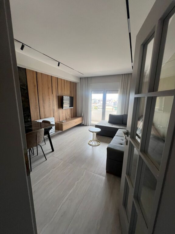 2+1 Apartment for Sale in Neighborhood 17, Near the Water Supply, Durrës