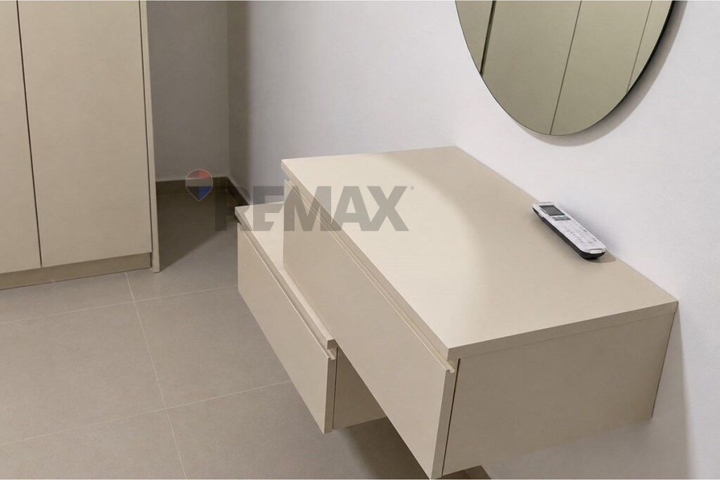 Apartament 1+1 per shitje,Bulevardi i Ri