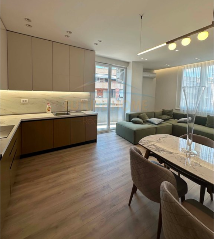Rent, Apartment 1+1, Unaza e Re