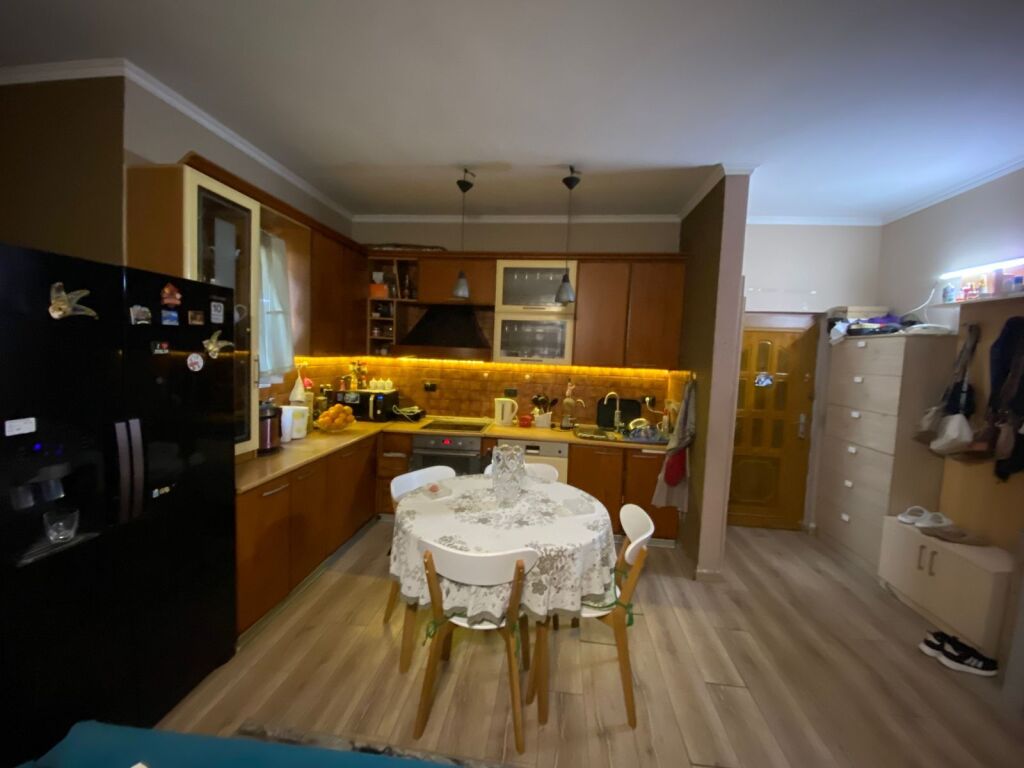 Rent | Apartament 2 + 1 | Rruga Isuf Elezi | 700 €/month