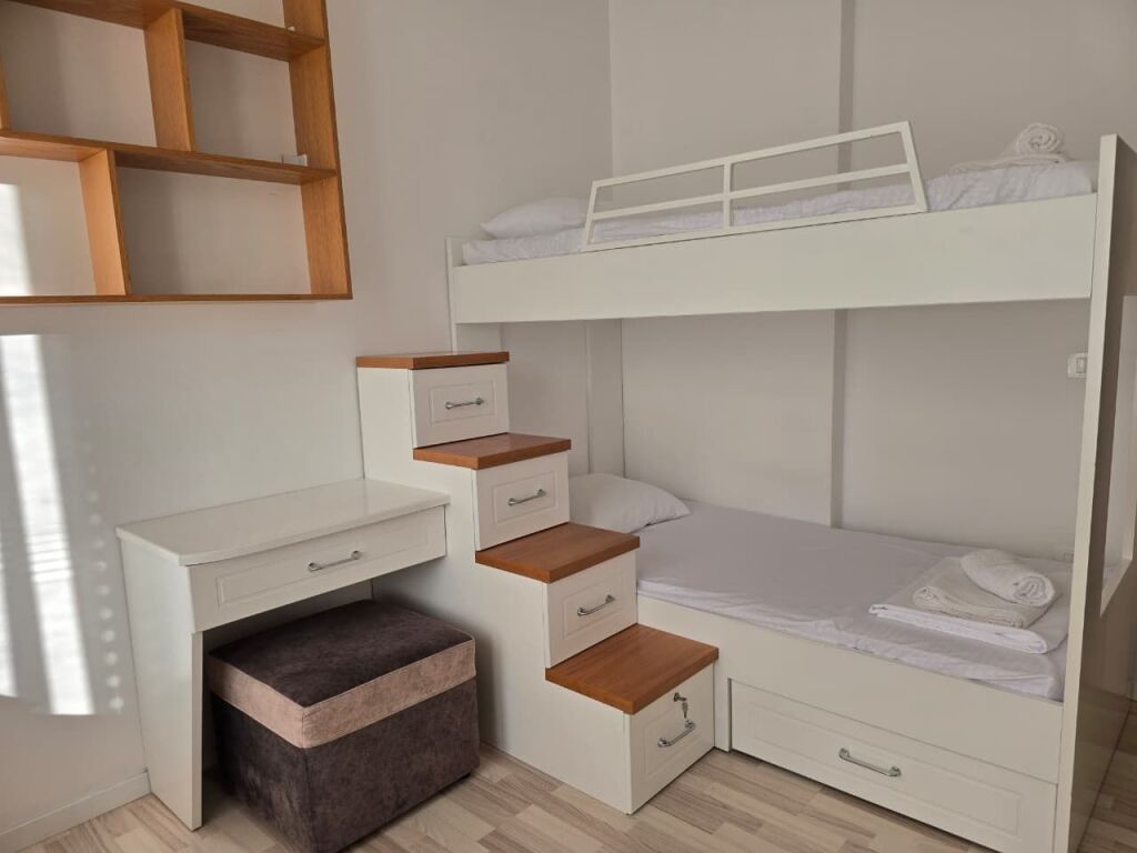 🏡 Apartment 2+1+2 for Rent – Delijorgji, Kavajës Street