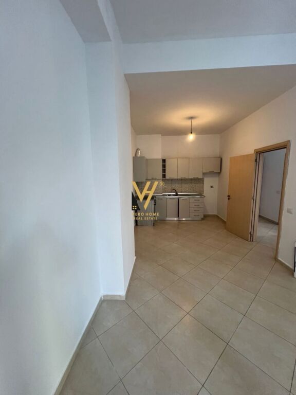UFFICIO 70 M2 IN AFFITTO ALLA NUOVA ANELLO 40.000 LEKE