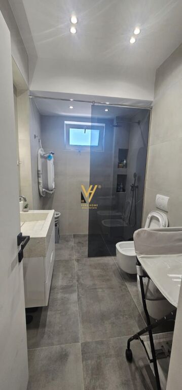 SHITET APARTAMENT 2+1+BLK NE KAVAJE 75.000 EURO