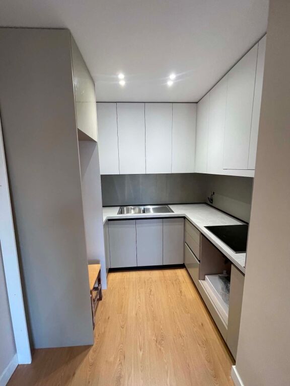 2+1 for sale in the center, 2375 euro/m2, 80 m2 in the center of Tirana