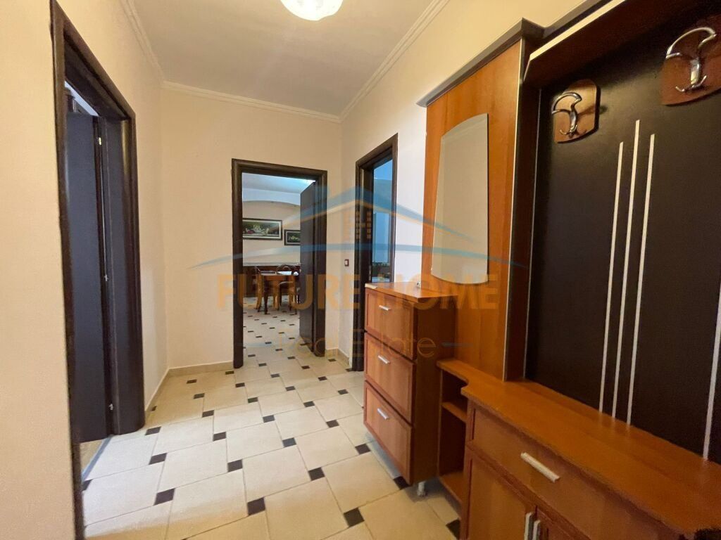 Rent, Apartment 2+1+2, Barricades Street, Tirana.
