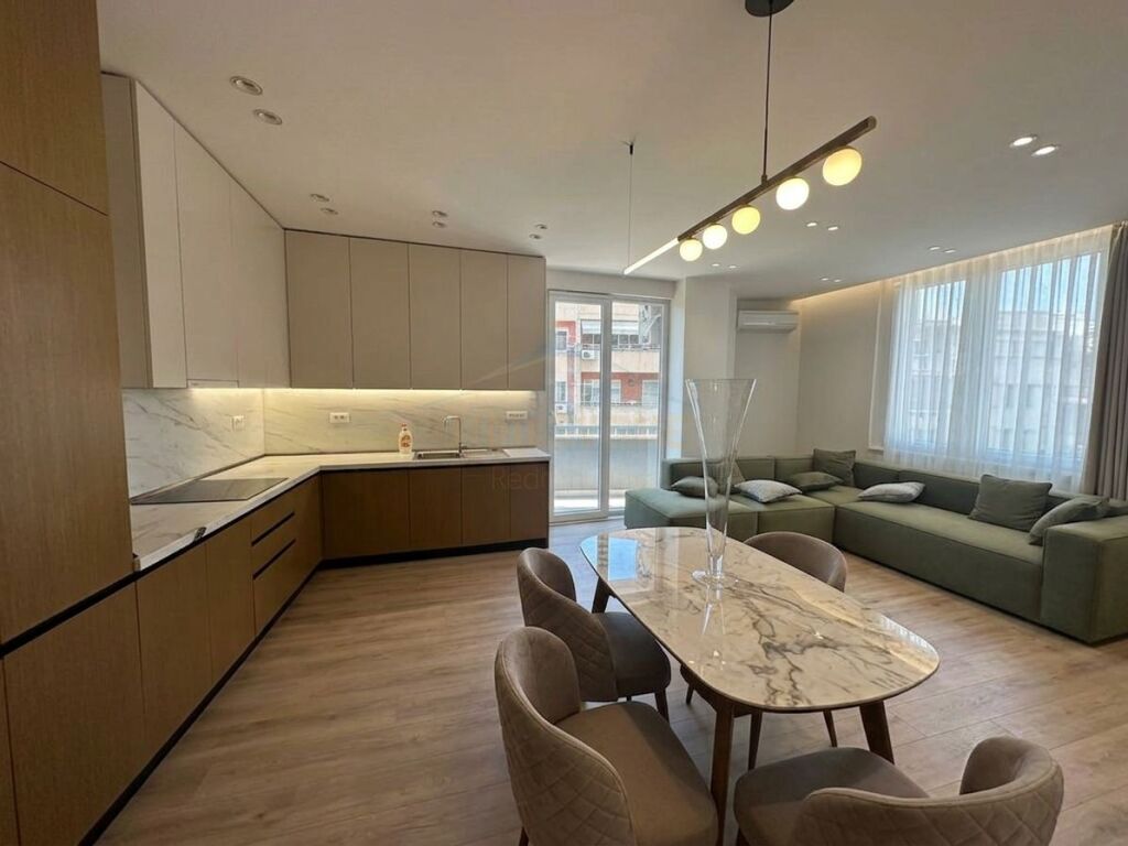 Rent, Apartment 1+1, Unaza e Re
