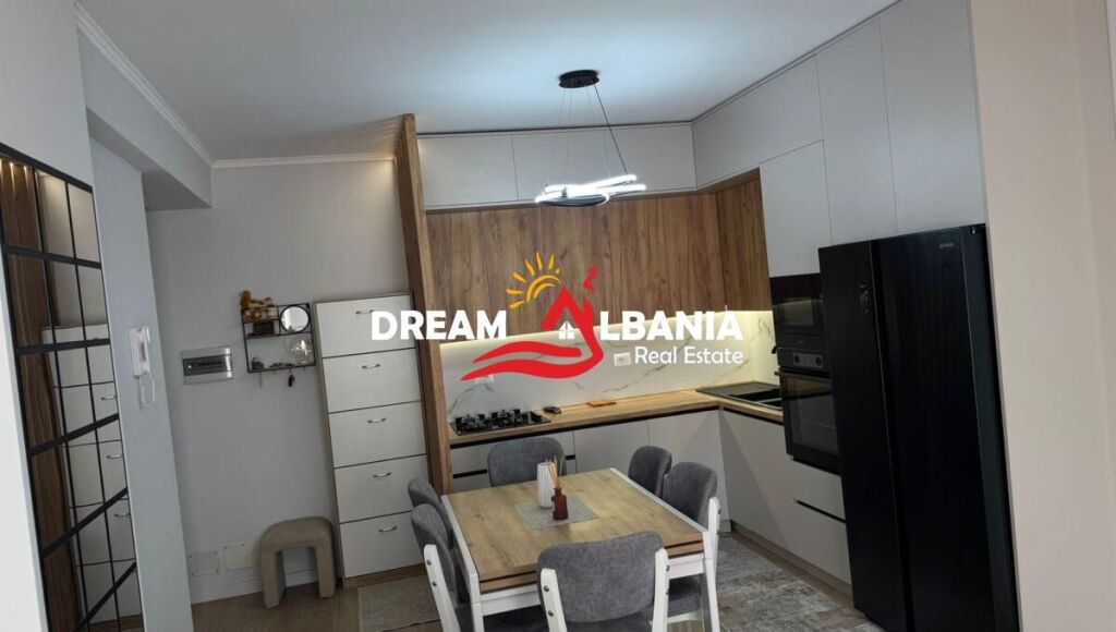 Shitet Apartament 2+1 Bulevardi Donald Trump (ID 51210003)
