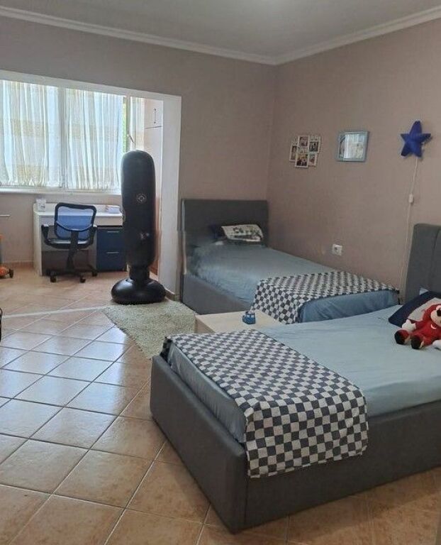 Apartament me qira 2+1+2 tek Vasil Shanto
