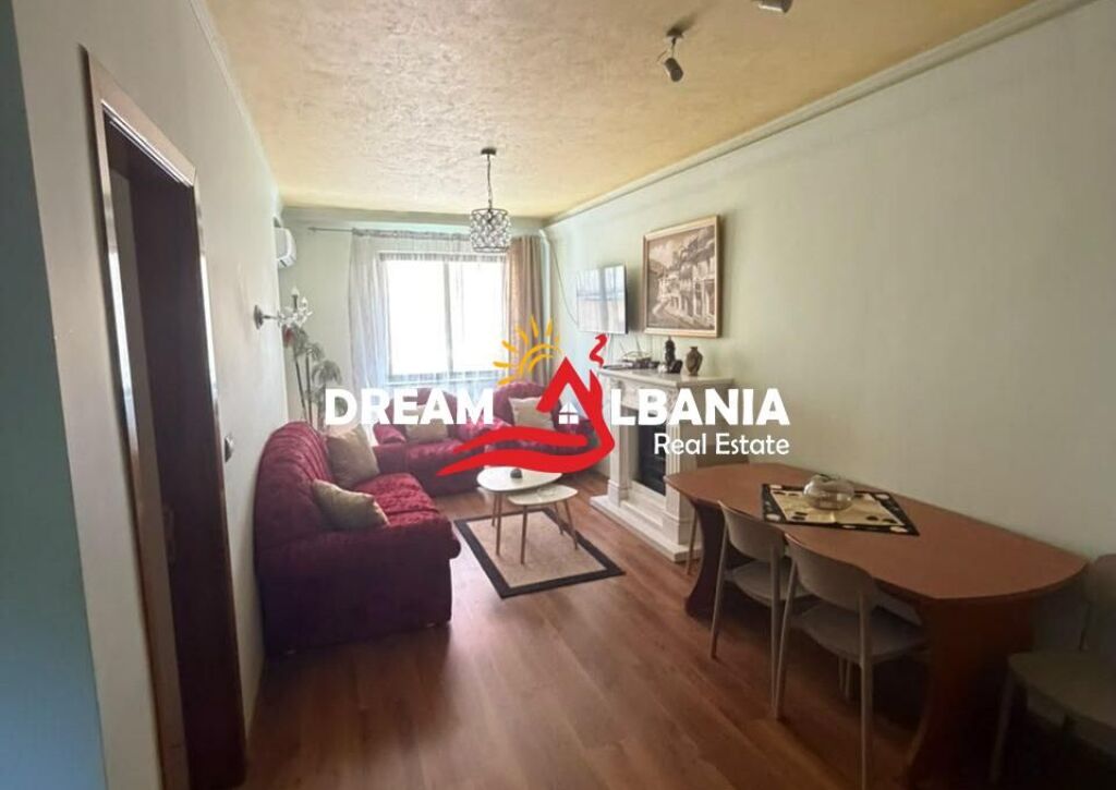 Affittasi appartamento 1+1 – Vicino alla Moschea dei Tabakë ( 42111631)