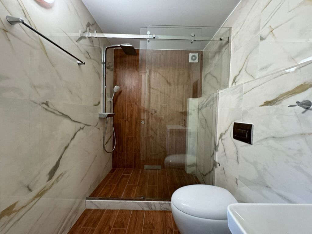 Individual Villa with pool for sale near TEG