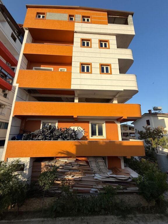 Jepet me Qira Objekt i Plotë në Zonën e Ish-Kënetës, Durrës