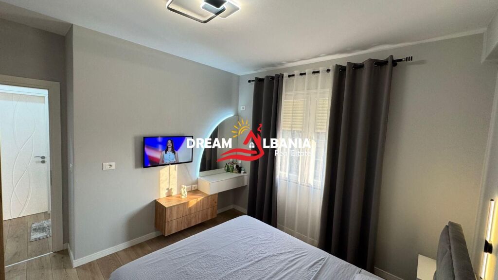 Shitet Apartament 2+1 Bulevardi Donald Trump (ID 51210003)