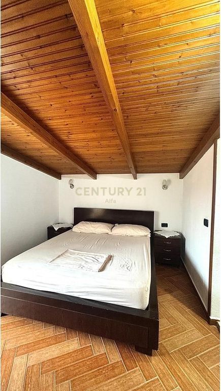 Apartment 3+1+2 bathrooms for rent at Vilat Gjermane!