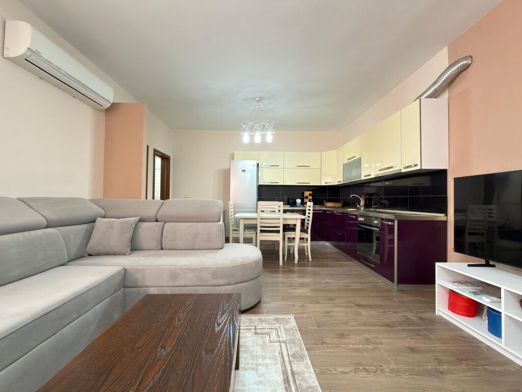 Apartament 1+1 me qira Liqeni i Thate