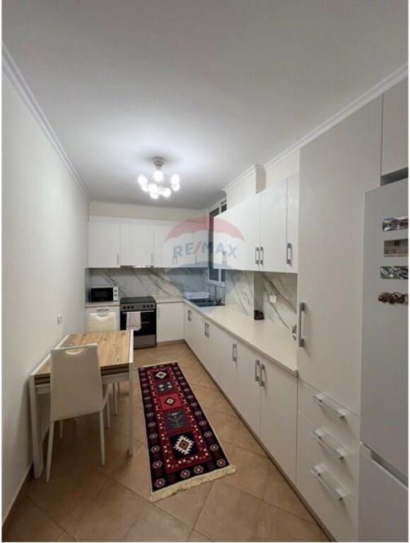 Apartment 2+1 for rent at Kavaja Street!