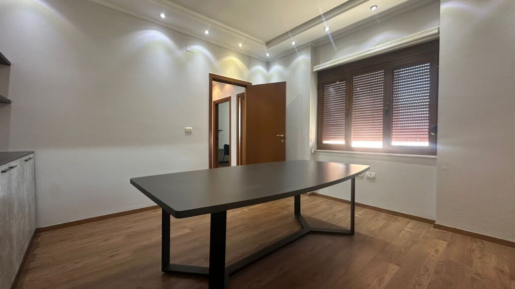 Apartment 3+1 for rent in Bllok