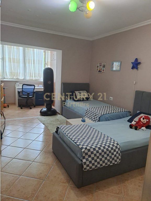 Apartment for rent 2+1+2 at Vasil Shanto