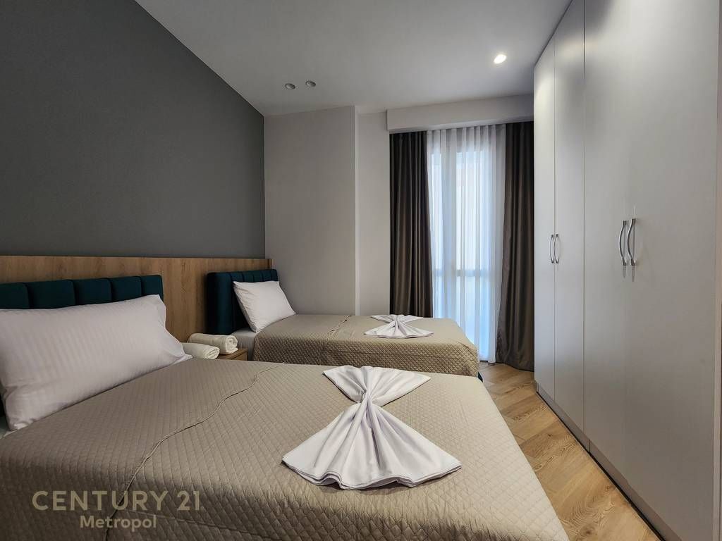 Jepet me qera apartament 2+1+Post Parkimi, Yrshek (Klinika Uzllova)