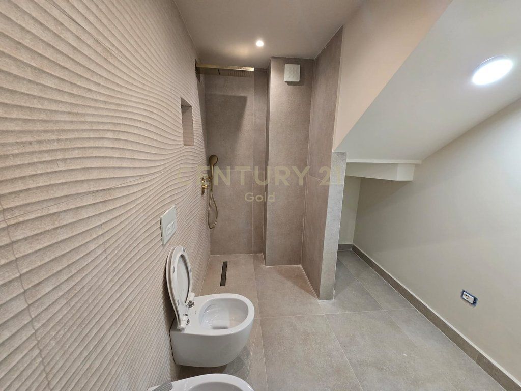 Villa for Sale at Rezidenca AbA near Lake Farka 480,000 €