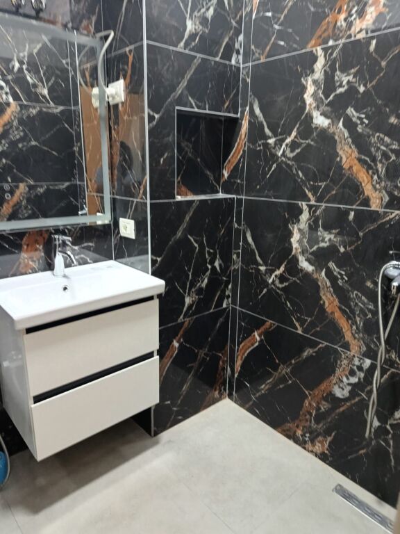 Qera | Garsoniere | Qendra Shëndetësore Qytet Studenti | 300 €/muaj