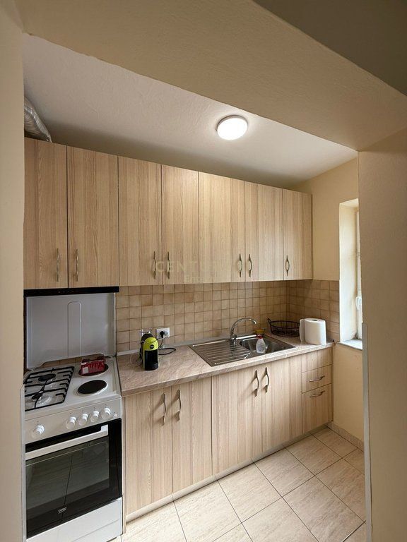 Apartament 1+1 me qira tek Tregu Elektrik