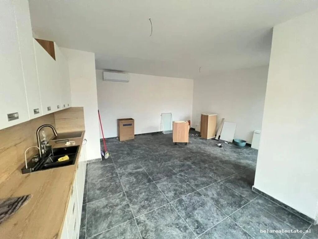 Apartament ne shitje 2+1 tek Zogu i zi (ID B120881) Tirane