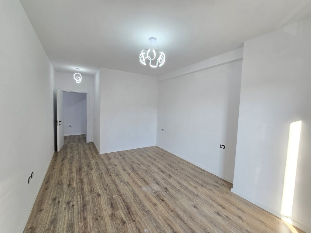Apartament 1+1 per shitje Color Splash Paskuqan !