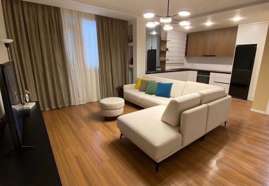 Apartament me qira 2+1 me Verande Liqeni Thate