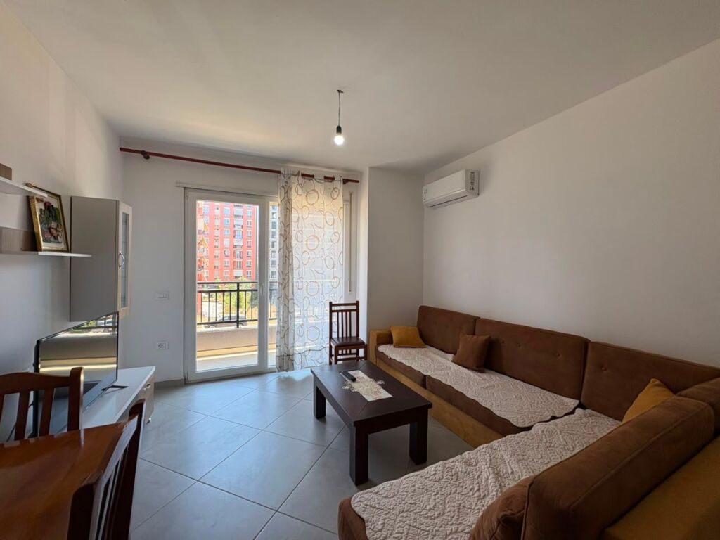 Appartamento 1+1 in affitto a Vila-L 2, Astir, Yzberisht, Kashar.