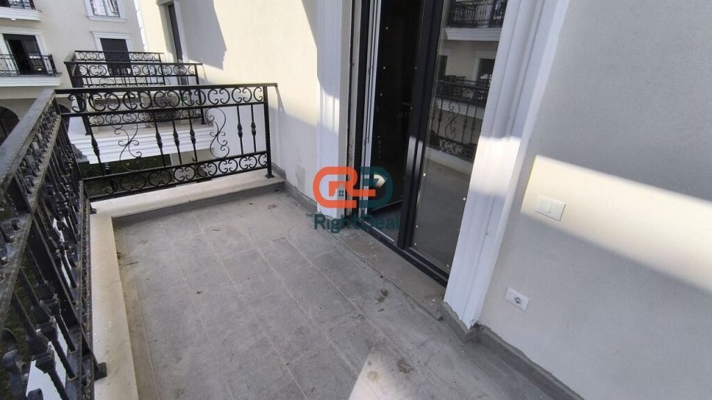 Opportunity, At Tirana Porta E Re, Apartment 2+1+2 With Regular Floor Plan For Sale !!!