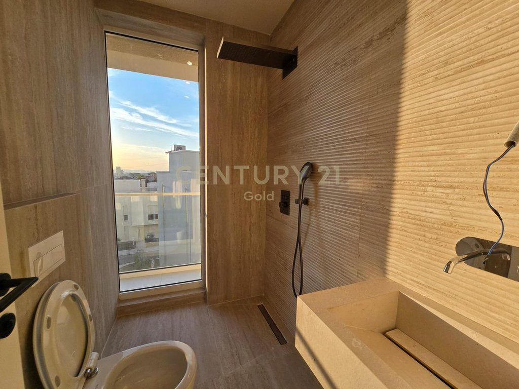 Villa for Sale at Rezidenca AbA near Lake Farka 480,000 €