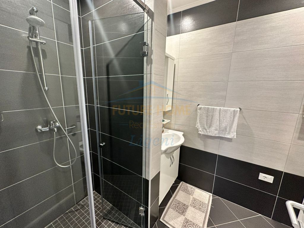 Affitto, Appartamento 3+1+2, Residenca Alba, Tirana.
