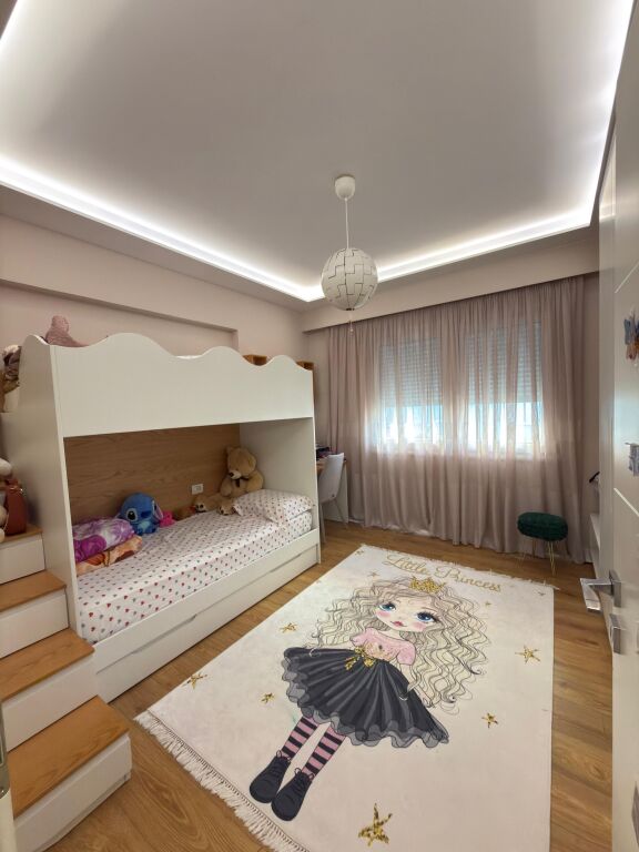 Apartment 2+1+2+storage +parking for sale in Paris Commune