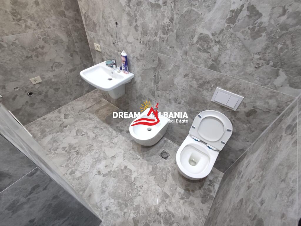 Jepet Ambient Zyre me qera ne Rrugen Mine Peza tek Golden Tower(ID 42215496 )