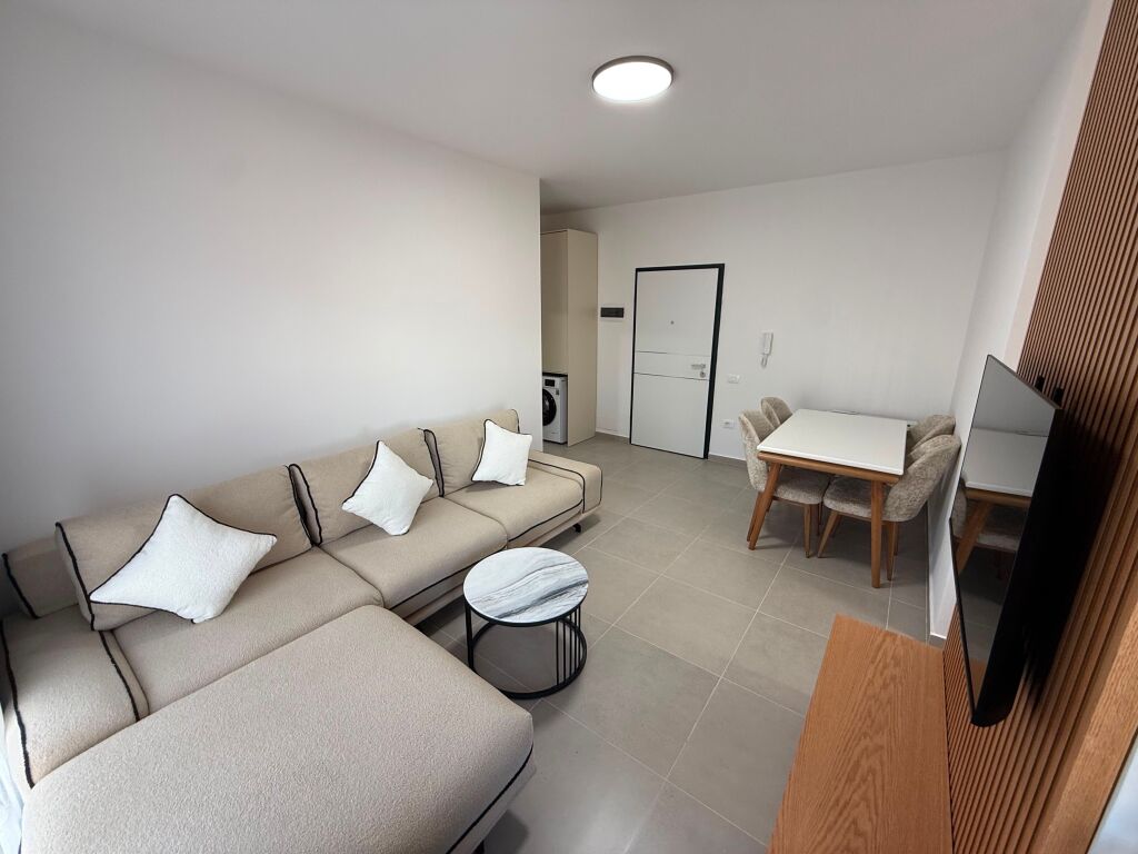📣 SUPER RENT Apartment 1+1 📍 Jordan Misja Street, Near Ndregjoni Complex ✨   🏢 New Building  🪜 3rd Floor (With Elevator)  🛋️ Fully Furnished  ✅ Never Lived In Before   💶 Price 50,000 Lek/Month  🅿️ Possibility Also For Post Parking With Extra Payment
