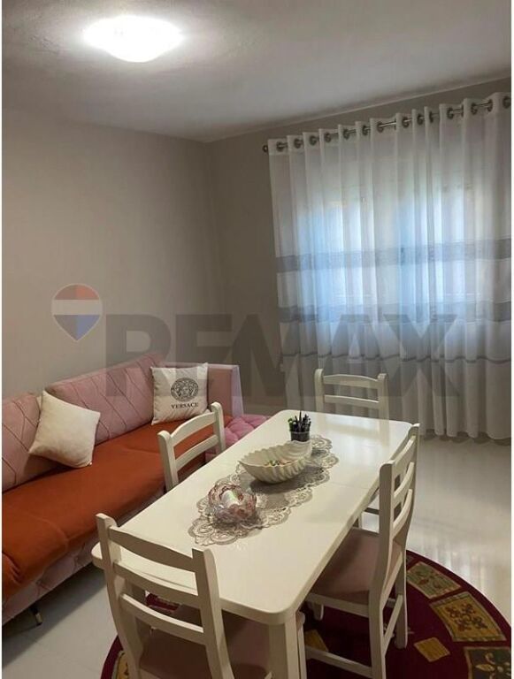 Appartamento 1+1 – Via Ali Demi, Tirana
