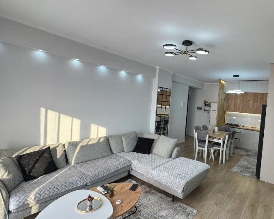 Apartment 2+1 for sale, Kamez