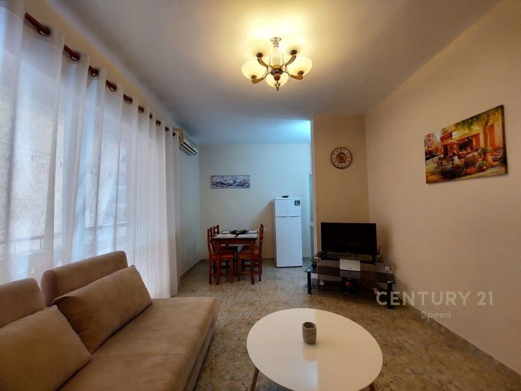 Apartament 1+1 per Qira tek Pazari ri